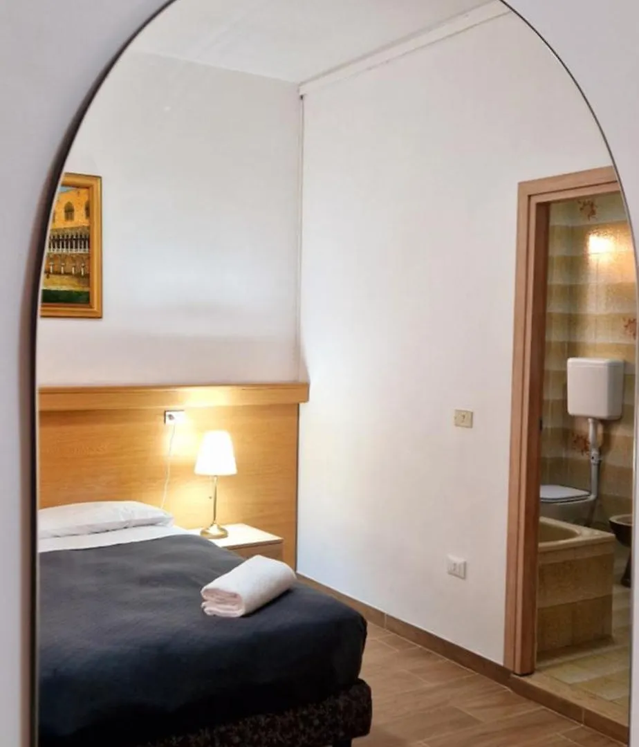 Hotel Tito Mestre Itálie