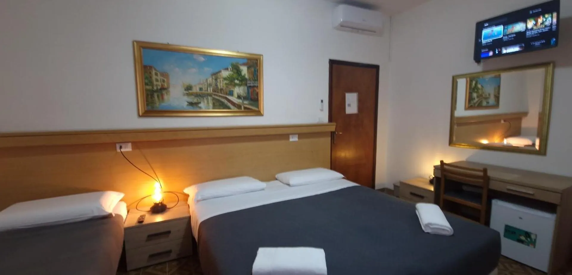 Hotel Tito Mestre Włochy