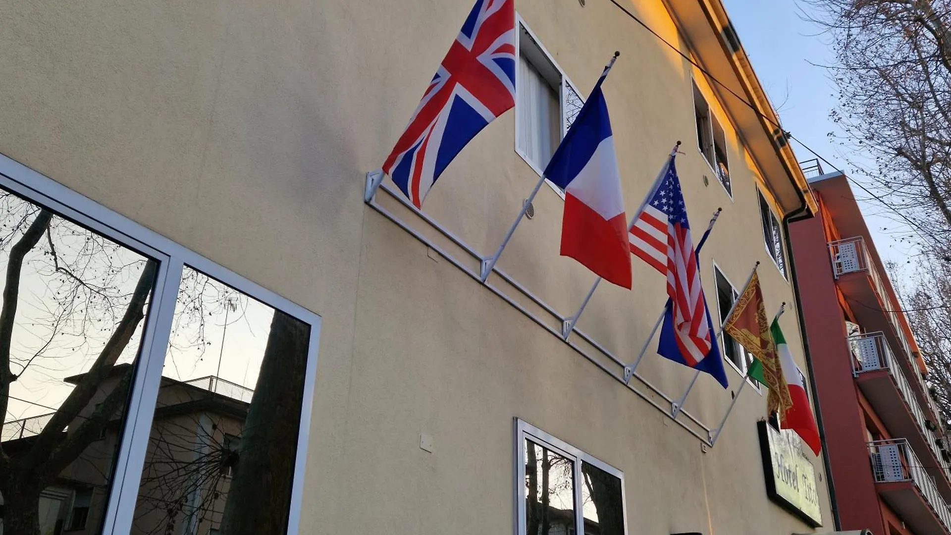 Hotel Tito Mestre
