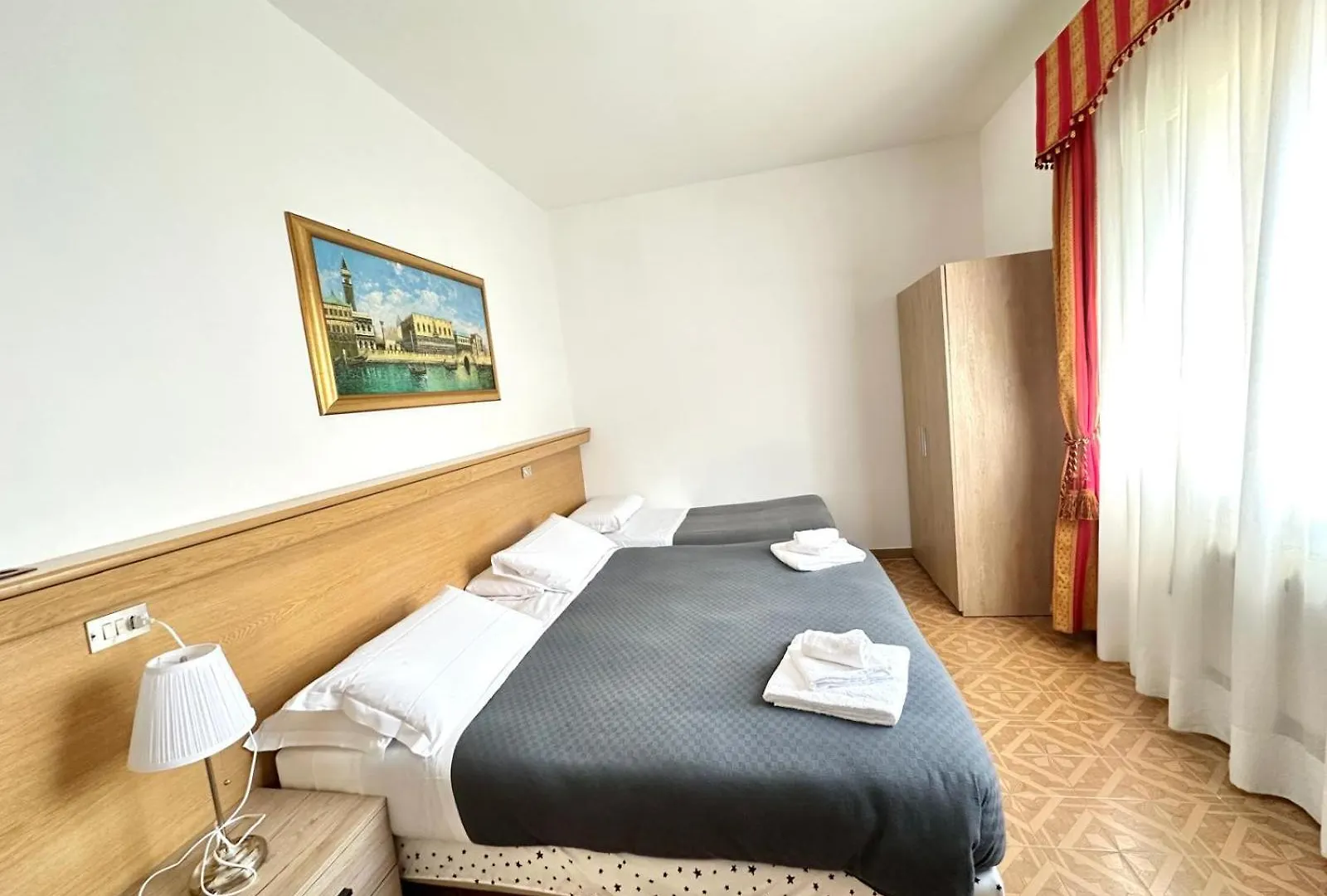 Hotel Tito Mestre 3*,  Włochy